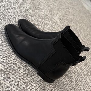 Black Leather Men's Chelsea Boots